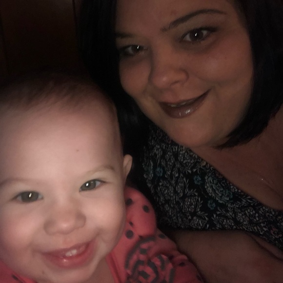 Meet your Posher, Bridget - Picture 2 of 3